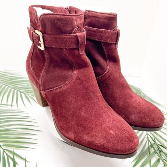 Diba Burgundy Suede Almond Toe Side Zip Buckle Heeled Sleek Bootie Size 8 NWOB - Picture 1 of 10